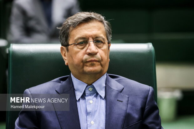 Parl. gives  vote of no-confidence to Iran’s economy minister