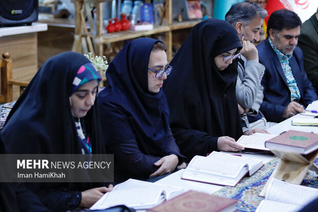 نشست خبری«زندگی با آیه ها» در همدان