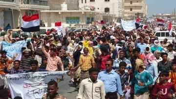احتجاجات شعبيّة غاضبة ضد الإمارات في سقطرى