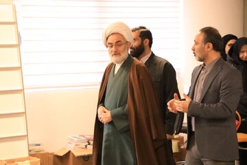 حیات انسان در سایه همراهی با کتاب و مطالعه است