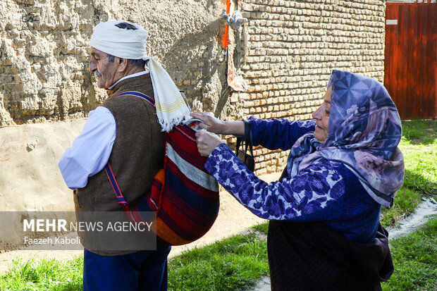 آئین نوروزخوانی در روستای تاریخی کفشگیری