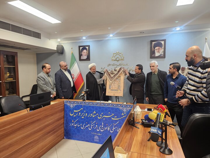 بناست هر مسجد هفتهای یک کرسی تلاوت قرآن همراه با تفسیر داشته باشد