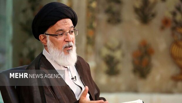 آیت الله میرباقری: پایبندی به «سنتهای الهی» کلید پیروزی بر دشمن است