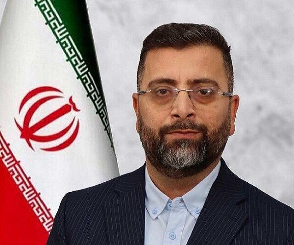 رایگانی: 13 کیلو طلای قاچاق توقیف شده تحویل مراجع ذیصلاح شد