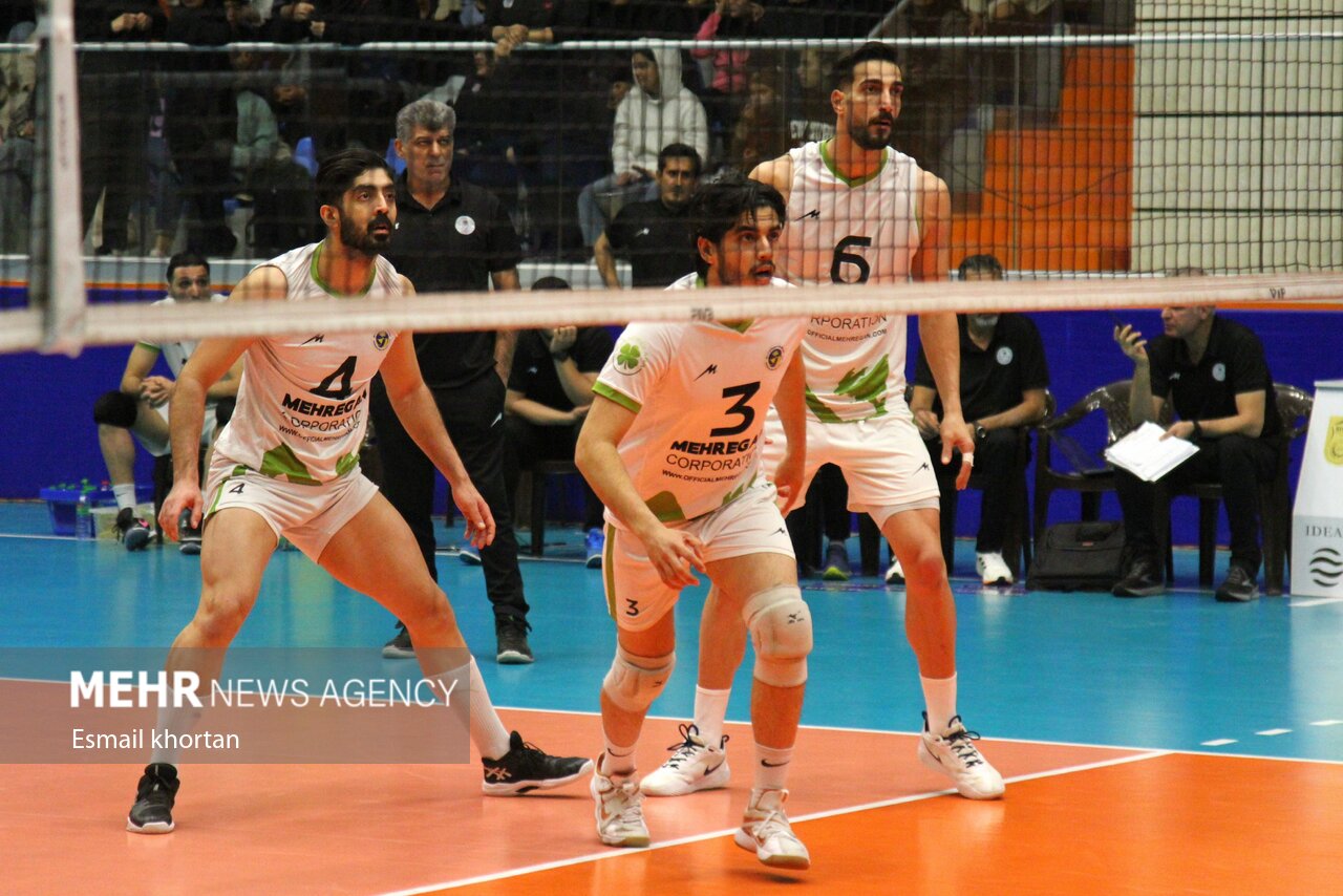 قرارداد والیبالیستها هم سرسامآور شد؛ پرش جوانان از روی قیمت بزرگان!