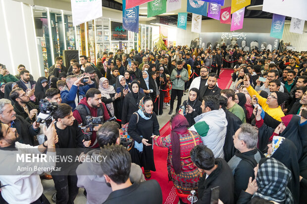 اکران مردمی فیلم «موسی کلیم الله» در پردیس سینمایی استاد امین تارخ شیراز، با حضور مریلا زارعی (بازیگر نقش مادر حضرت موسی)