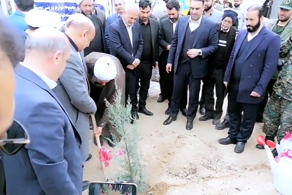 گزارش مهر از آئین رونمایی از بوستان شهید «علی وطنی» در حاشیه اسلامشهر گزارش مهر از آئین رونمایی از بوستان شهید «علی وطنی» در حاشیه اسلامشهر