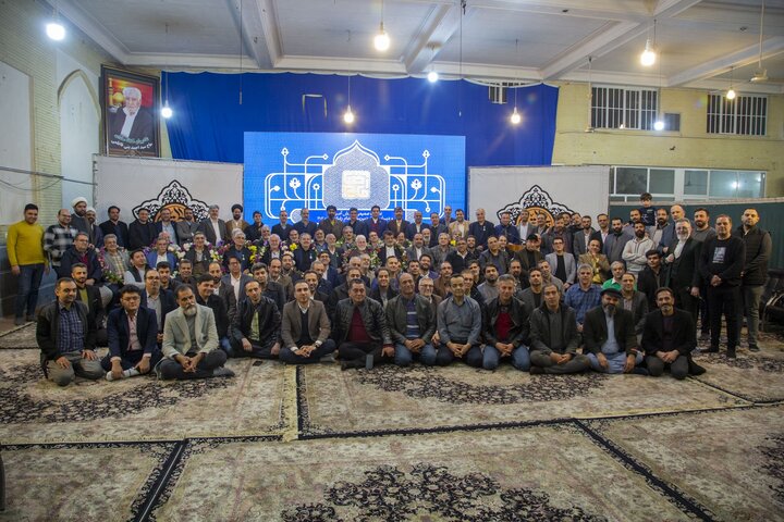 ضیافت افطاری هیئت خادم الرضا(ع) ویژه دانش آموزان دبیرستان امام رضا(ع)