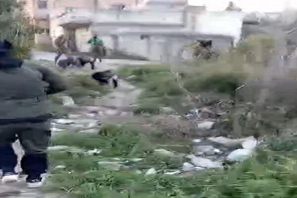 Suriye'de yeni çetrefilli dönem;
Colani güçleri dronlarla saldırıyor(+video) Suriye'de yeni çetrefilli dönem;
Colani güçleri dronlarla saldırıyor(+video)