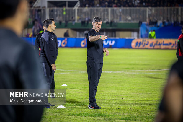 لیگ برتر فوتبال -  پرسپولیس و چادرملو