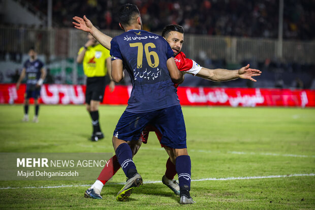 لیگ برتر فوتبال - پرسپولیس و چادرملو