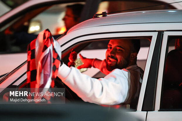 لیگ برتر فوتبال -  پرسپولیس و چادرملو
