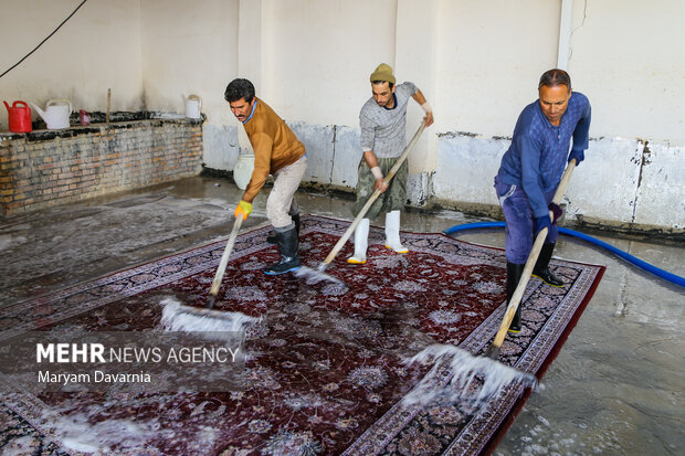 قالیشویی‌ها در فصل خانه‌تکانی