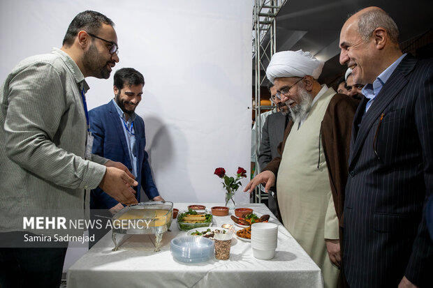 دومین و بزرگترین جشنواره افطار ملل