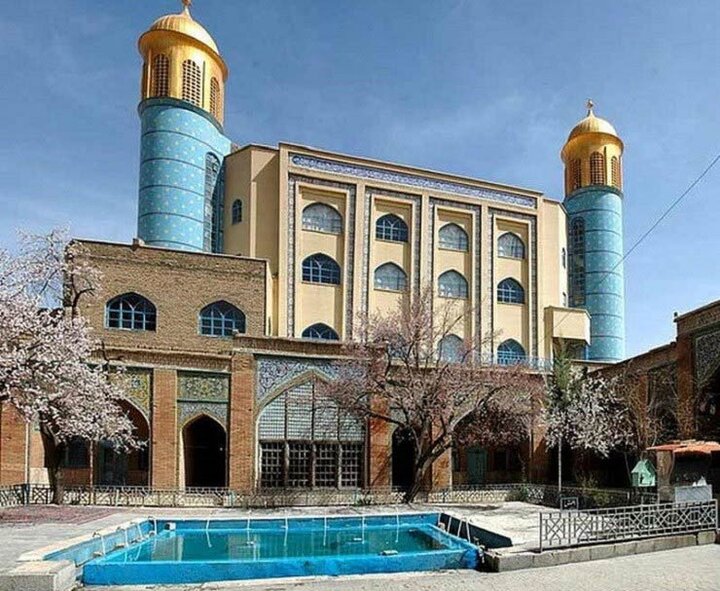 گلبانگ هزاران گلدسته در شهر مسجد و منارهها