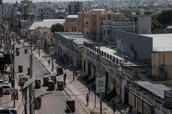 Gunmen storm hotel in central Somalia, 4 killed