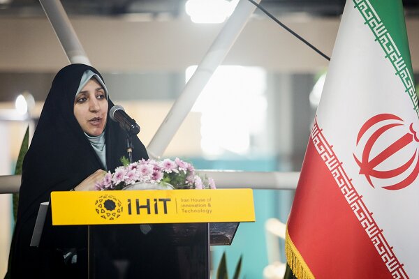 بهروز آذر: والدین باید الگوی عملی نماز برای فرزندان باشند بهروز آذر: والدین باید الگوی عملی نماز برای فرزندان باشند