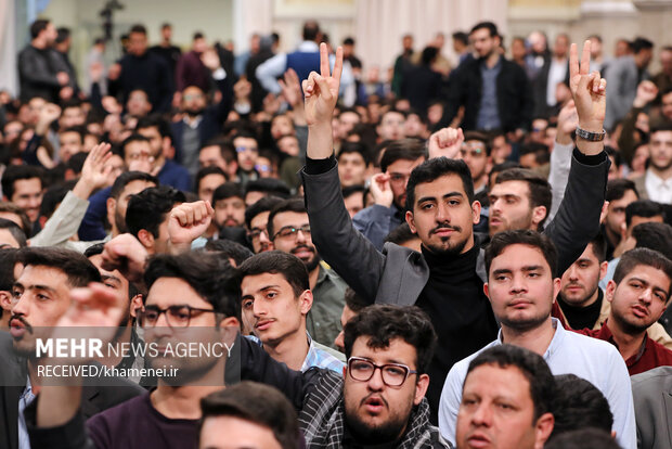 دیدار رمضانی دانشجویان با رهبر معظم انقلاب اسلامی