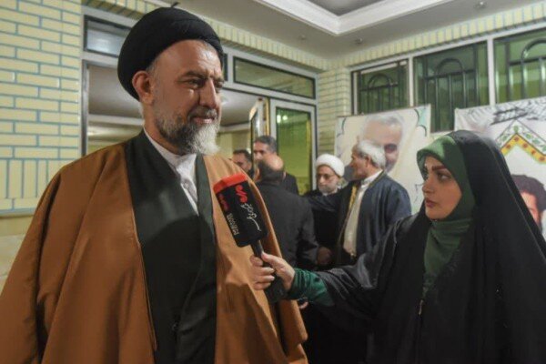 گزارش مهر از آیین بزرگداشت شهدای راه قدس گزارش مهر از آیین بزرگداشت شهدای راه قدس