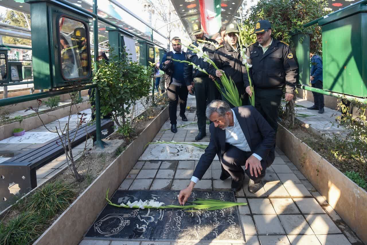 شهدا،شهيد،ماه،خودسازي،دانشي،گراميداشت،شهداي،رسيدند