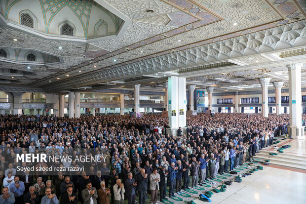 آخرین نماز جمعه سال 1403 35