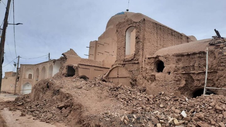 تخریب بخش دیگری از بافت تاریخی و ملی ابرکوه + فیلم