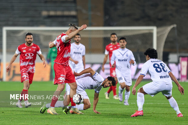 لیگ برتر فوتبال - پرسپولیس و ملوان 22