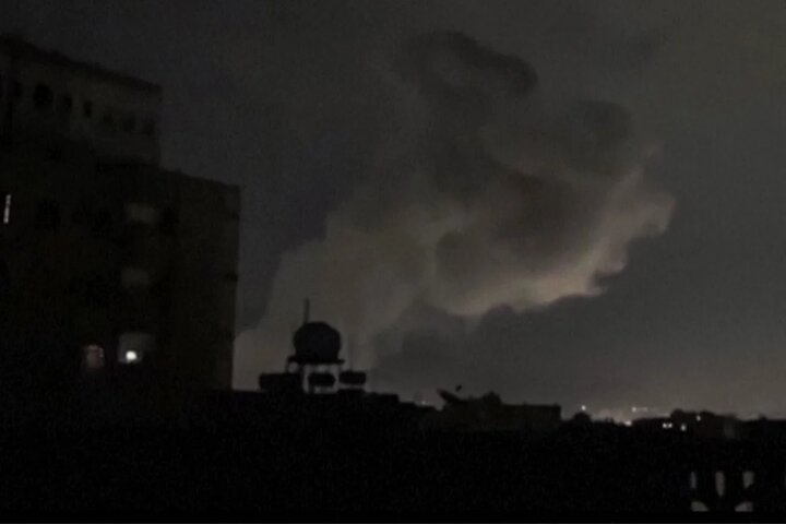 حملات گسترده هوایی آمریکا به یمن حملات گسترده هوایی آمریکا به یمن