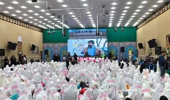 محفل جشن روزه اولیها در موکب شهدای اراک محفل جشن روزه اولیها در موکب شهدای اراک