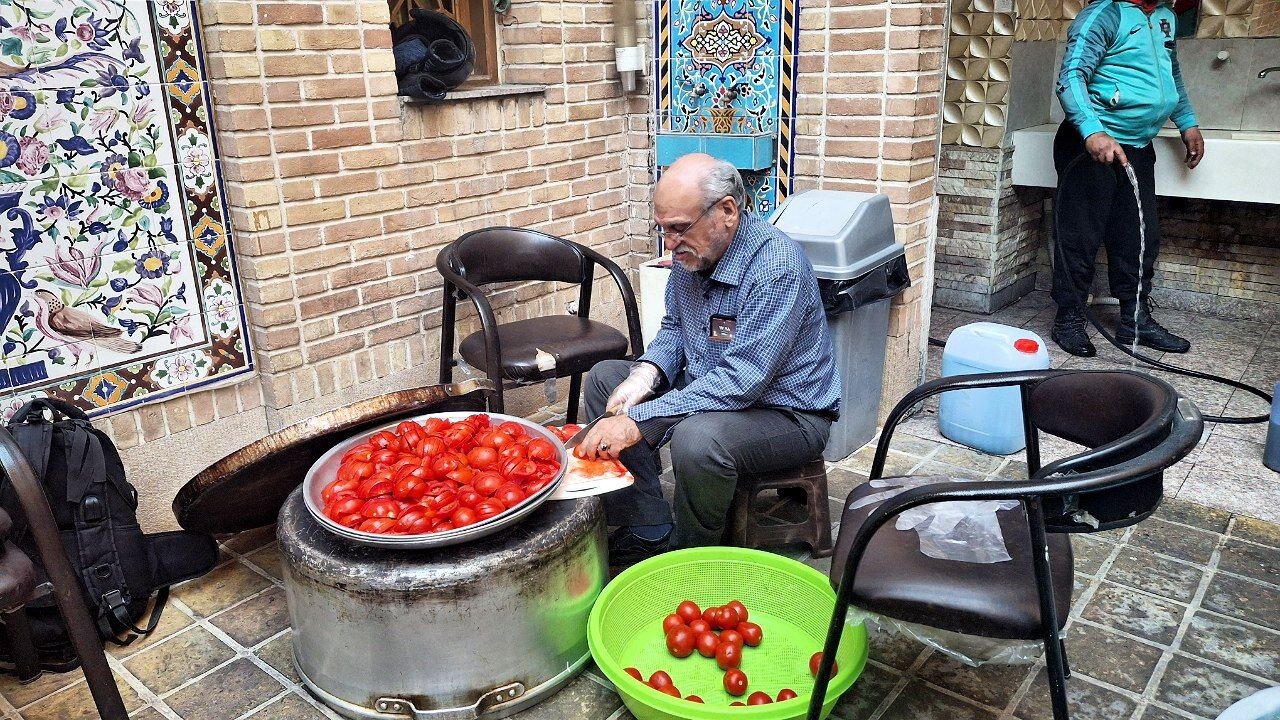 آشپزخانهای که گرهها را باز میکند! آشپزخانهای که گرهها را باز میکند!
