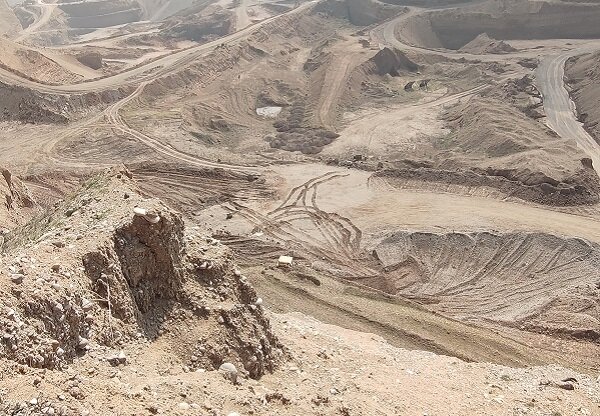 تراژدی زیست محیطی در جنوب گیلان؛ وقتی معادن «جوبن» را می بلعد تراژدی زیست محیطی در جنوب گیلان؛ وقتی معادن «جوبن» را می بلعد