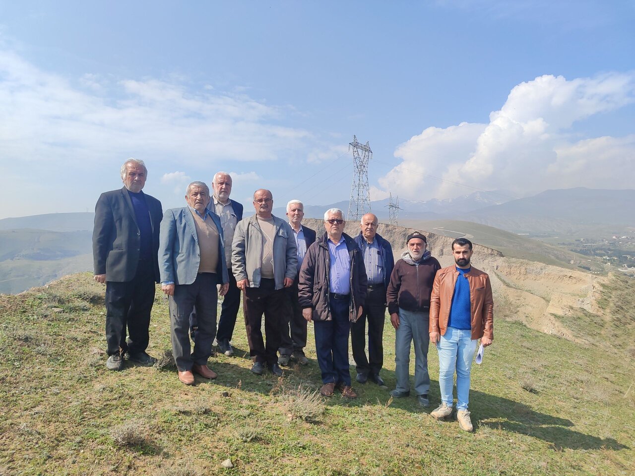 تراژدی زیست محیطی در جنوب گیلان؛ وقتی معادن «جوبن» را می بلعد تراژدی زیست محیطی در جنوب گیلان؛ وقتی معادن «جوبن» را می بلعد