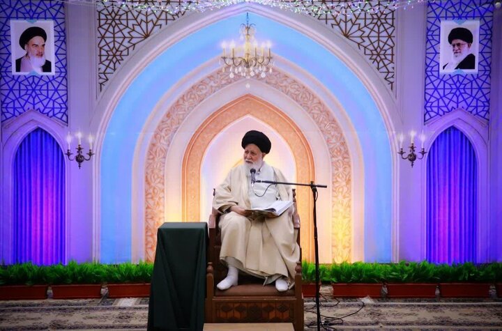 شکرگزاری زمینه افزایش نعمتها را فراهم میکند