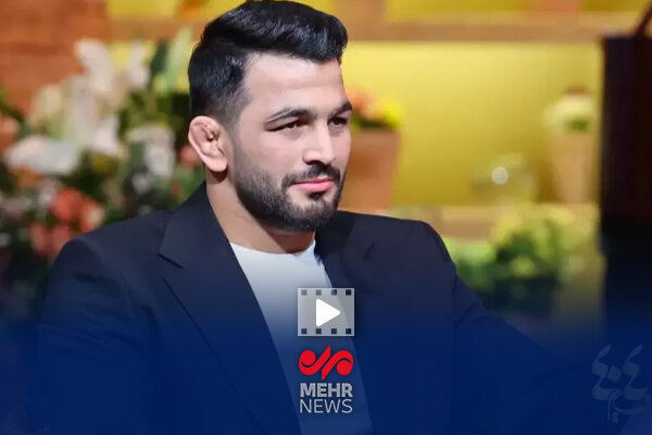 واکنش حسن یزدانی به بازتاب گفتگویش با کامران نجف زاده واکنش حسن یزدانی به بازتاب گفتگویش با کامران نجف زاده