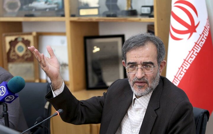 تربیت دانشمندان انقلابی باید رسالت دانشگاه آزاد باشد