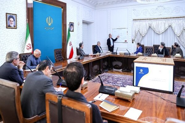 پزشکیان: پزشک خانواده و نظام ارجاع برای افزایش رضایت مردم اجرا میشود