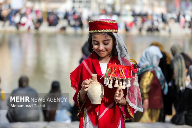 جشن سنتی «نو اوستی» در اردبیل