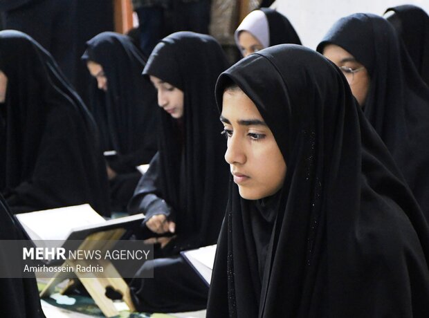 رونمایی از سرود استانی زندگی با آیه ها در بیرجند