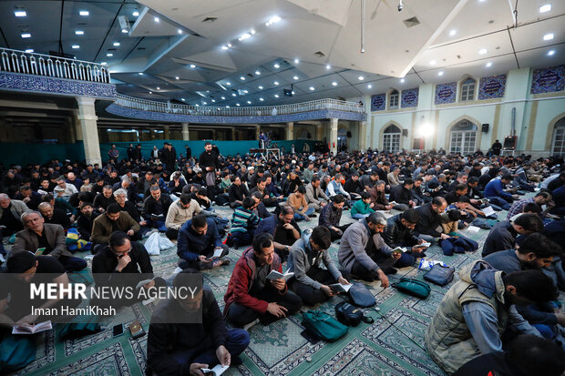 مراسم شب نوزدهم ماه رمضان در همدان