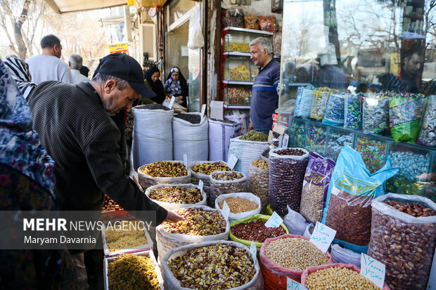 رونق بازار آجیل عید در بجنورد