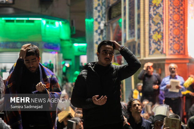 مراسم احیای شب اول قدر امام زاده صالح تهران