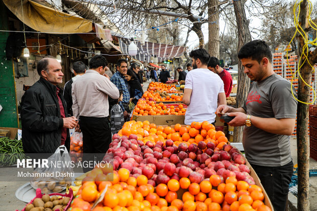 بازار میوه اردبیل در آستانه نوروز ۱۴۰۴