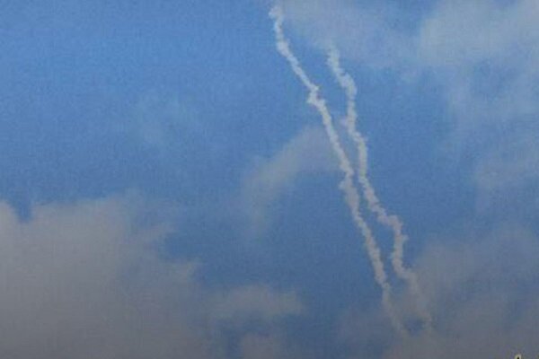 حماس تلآویو را موشکباران کرد؛ فرودگاه «بنگوریون» تعطیل شد