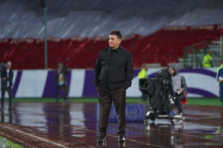 امیر قلعهنویی: سرمربی ثروتمندی هستم؛ انتظارم از تیم ملی بیشتر است امیر قلعهنویی: سرمربی ثروتمندی هستم؛ انتظارم از تیم ملی بیشتر است