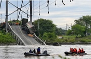 1 dead, 2 missing in Ecuador Bridge collapse