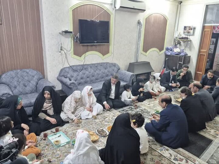 دیدار نوروزی استاندار لرستان با کودکان بهزیستی