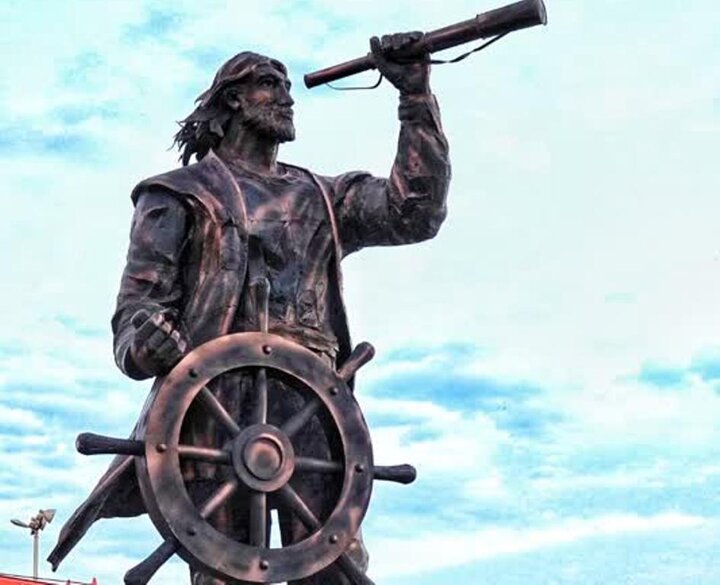 اِلمان مرد دریا در ساحل گناوه رونمایی شد اِلمان مرد دریا در ساحل گناوه رونمایی شد