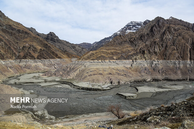 شوک آمار مصرف آب در تهران؛بالاشهری ها ۲ برابر الگو آب مصرف میکنند