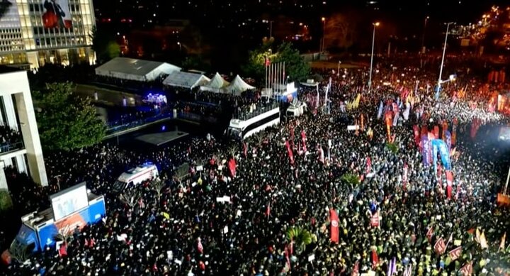 Üçüncü Saraçhane mitingi: 'Taksim'i geri alacağız'