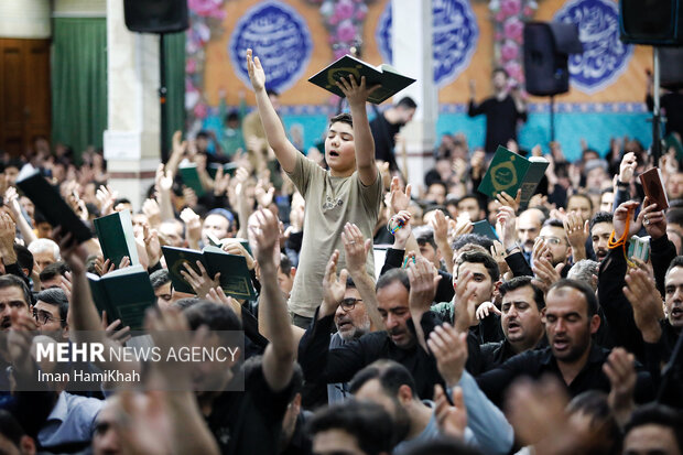 مراسم احیا شب ۲۱ رمضان در همدان